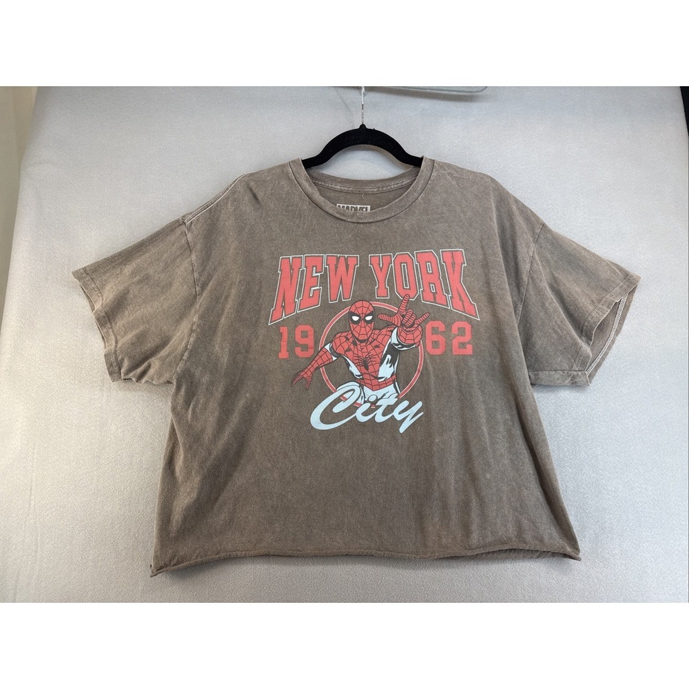 Marvel Tshirt Women's Size XL, Spiderman,  New York City 1960